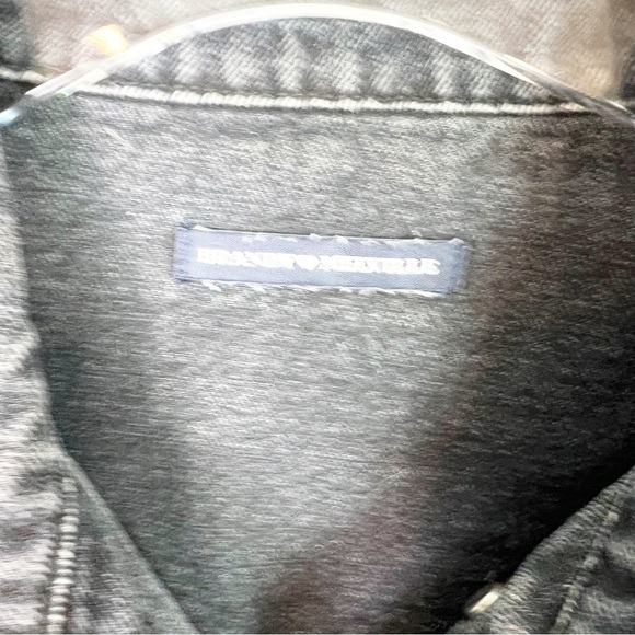 BRANDY MELVILLE BLACK DENIM BUTTON FRONT CROP TRUCKER JACKET SZ ONE SIZE - Picture 2 of 3